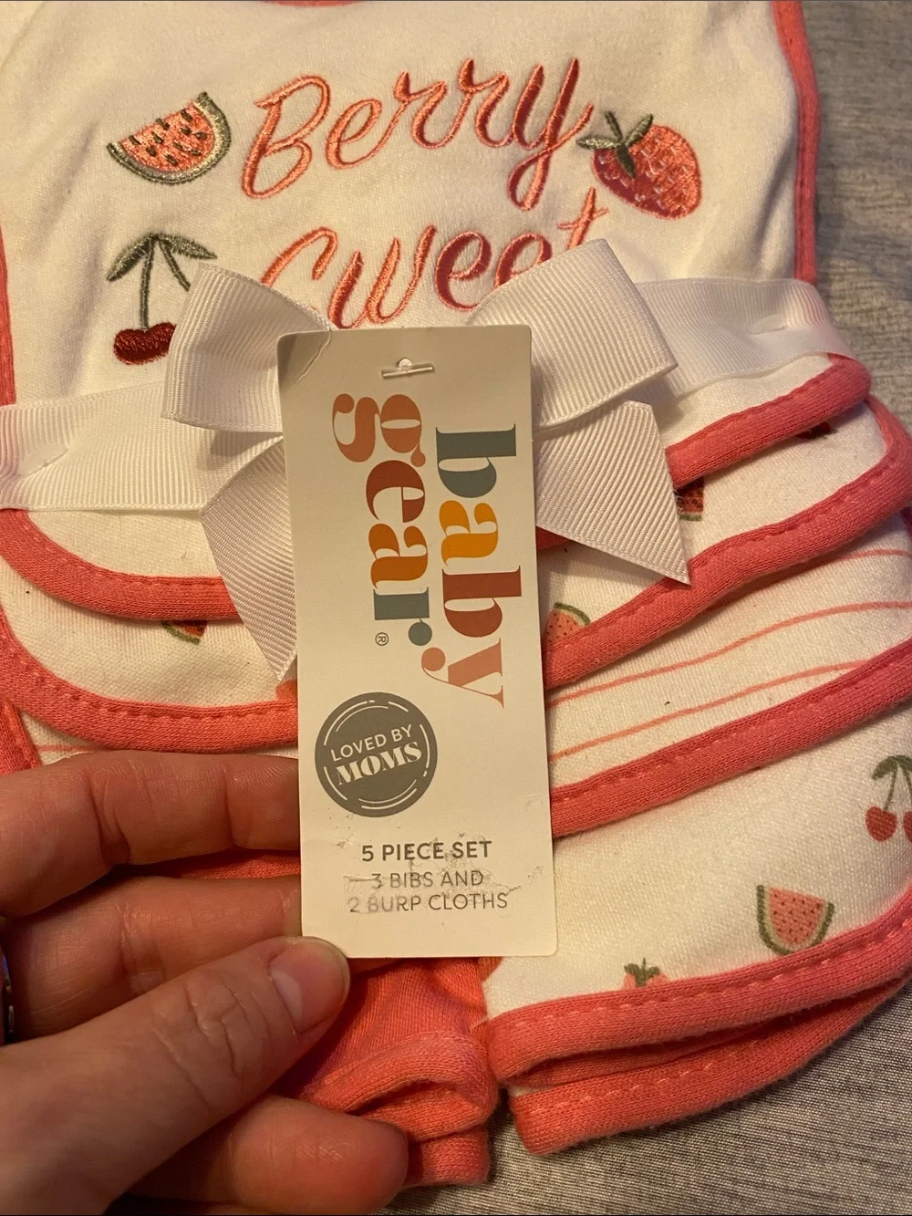 Baby Gear 5 Piece Set Love by Moms 3 Bibs & 2 Burp Cloths Pink & White NWT